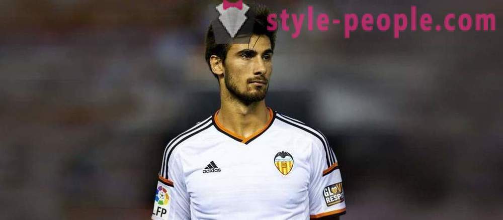 Biography Portuguese player Andre Gomes