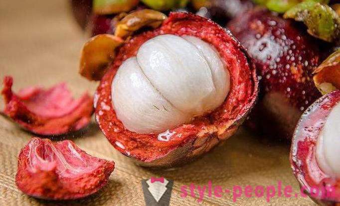 What is mangosteen and whether it helps to lose weight? Reviews