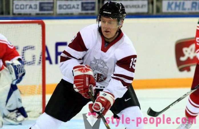 Balderis Hellmuth: biography and photo of a hockey player
