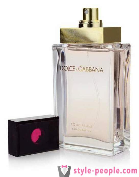 Eau de parfum Dolce & Gabbana Pour Femme: flavor description and composition