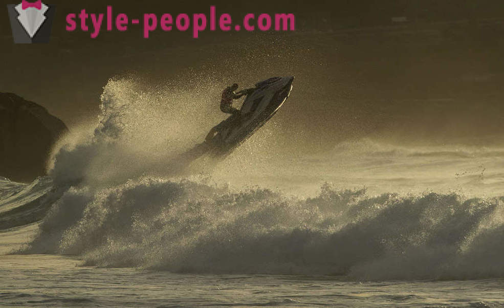 Extreme surfers Sydney