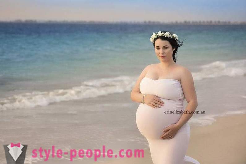 Photos of a woman who is pregnant pyaternyashkami