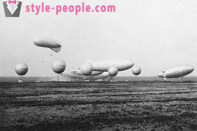 The history of airships