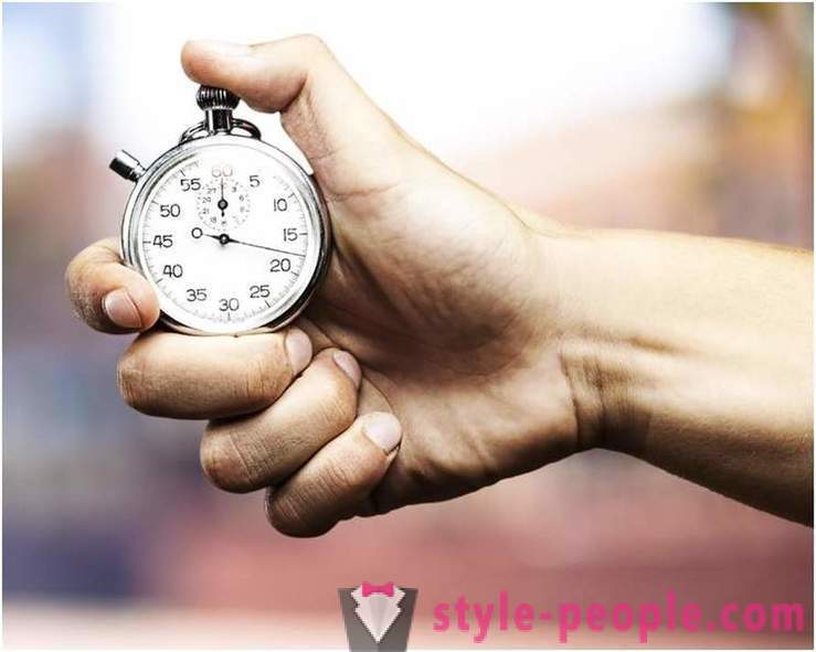 How to instill the habit of being punctual?