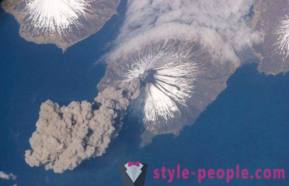 Spectacular volcanoes of recent years