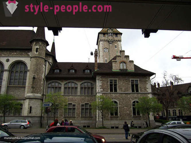 A walk through the old city of Zurich