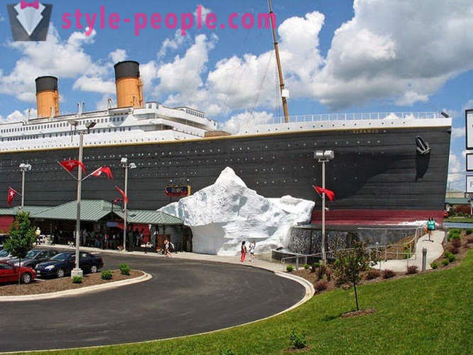 Titanic Museum in Branson