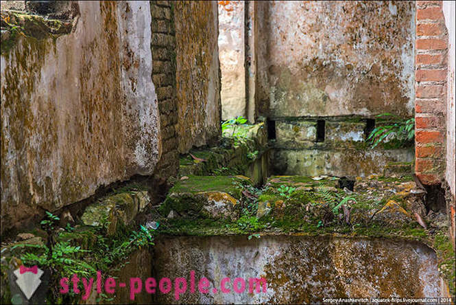 Abandoned French female guest house in Vietnam