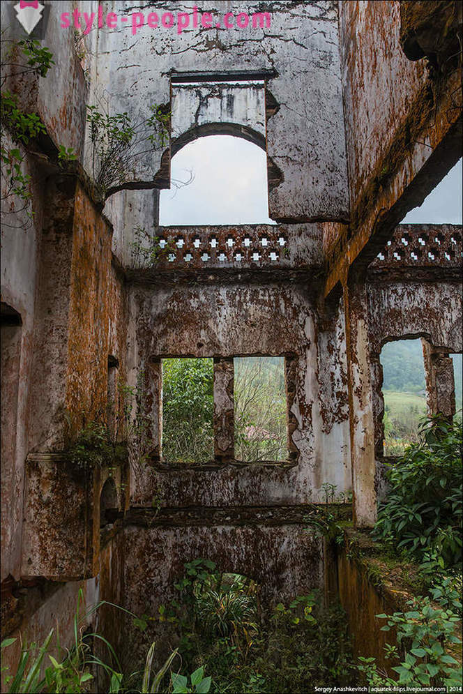 Abandoned French female guest house in Vietnam