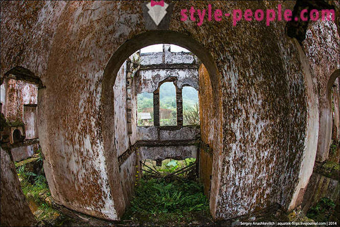 Abandoned French female guest house in Vietnam