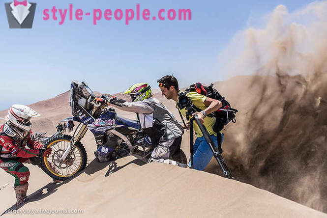 Dakar 2014 Dangerous race in the Chilean desert