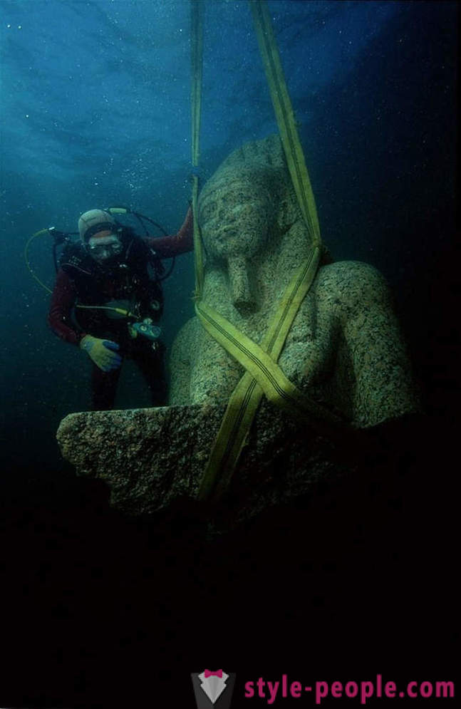 The ancient city of Heraklion - 1200 years under water