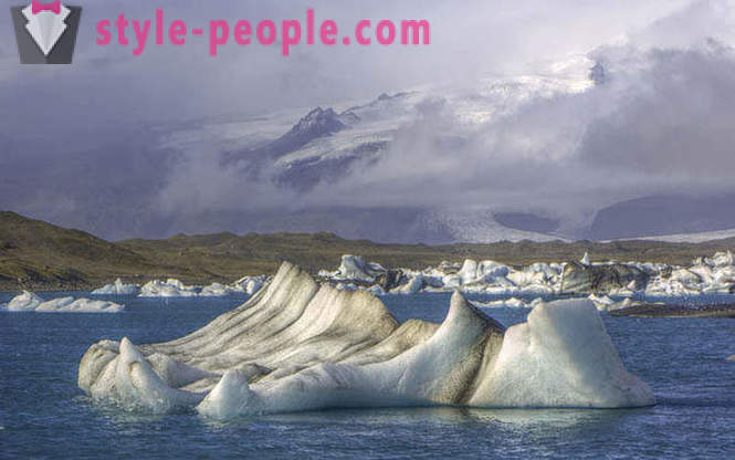 Amazing icebergs