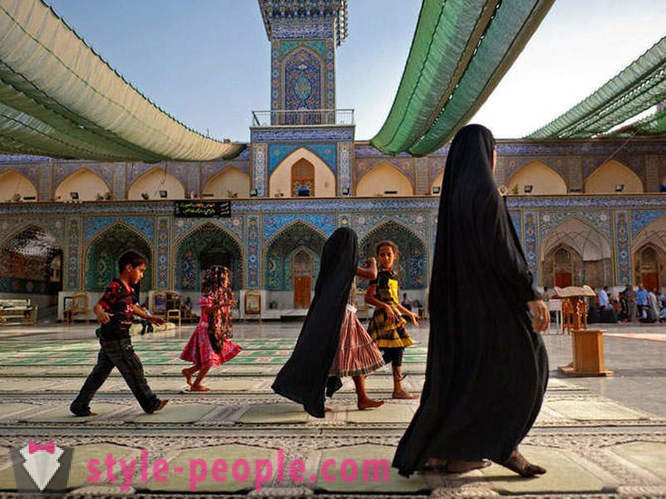 Best pictures from the August 2011 National Geographic