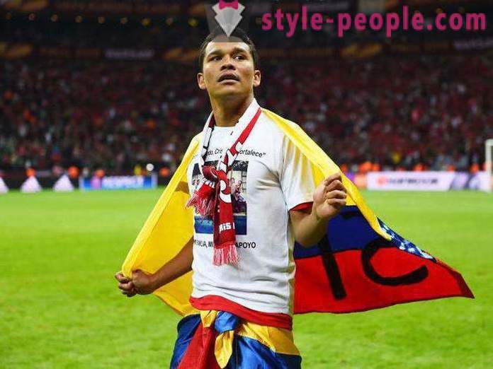 Carlos Bacca: career, achievements and player awards