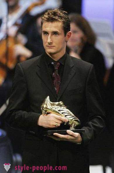 Miroslav Klose: biography and career of a football player