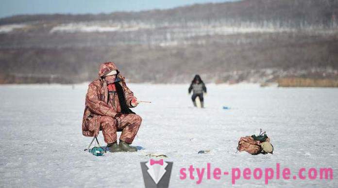 Winter fishing in Tyumen: reviews about the best places