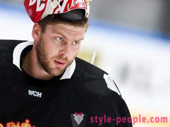 Semyon Varlamov: photos and biography