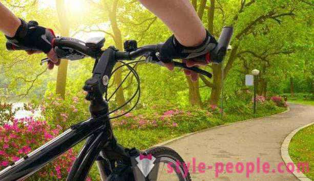 How many calories are burned while riding a bicycle, reviews slimming