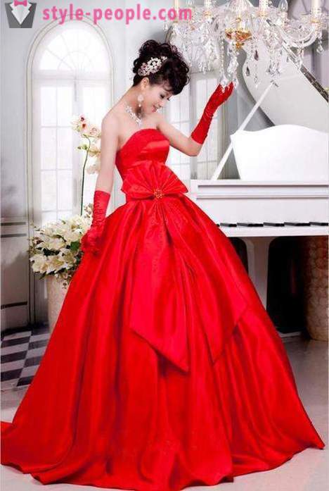 Red or white wedding dress?