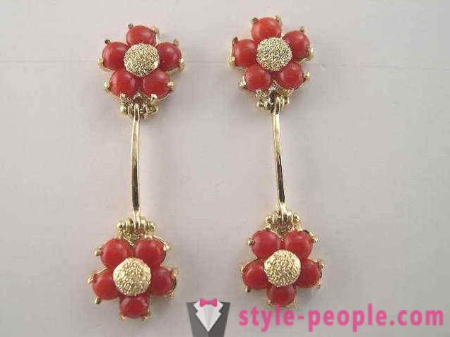 Stone coral. Decorations of red coral