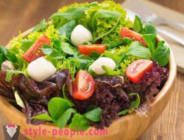 Dietary salad diet: cooking recipes with photos. light salads