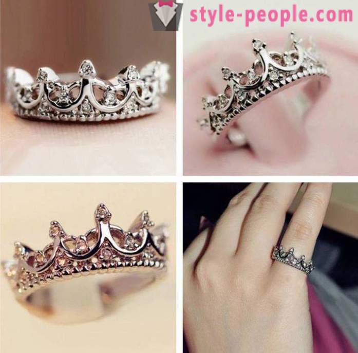 Ring in the form of a crown. Gold, silver ring