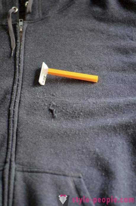 How to remove the pellets from the clothes Tips