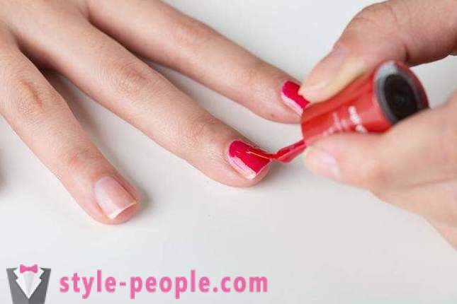 Covering nail gel polish: step by step instructions with photos