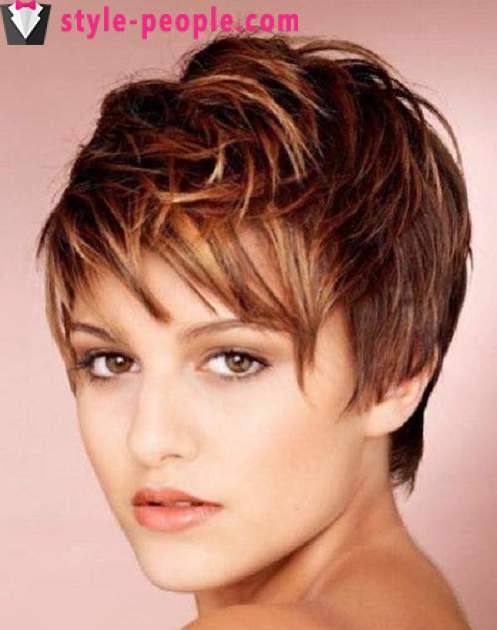 What are the hairstyles you can do on short hair? Evening hairstyles for short hair: Photo