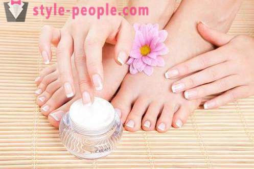 How to make a soft heel at home with the help of soda or glycerol