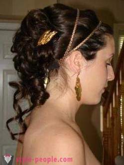 Headbands for Greek hairstyles make any image creative and unique