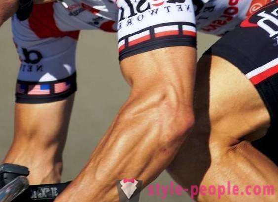 Which muscles rock while riding a bicycle on a mountain and lowland areas?