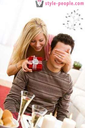 How to choose a gift for a guy for a holiday?