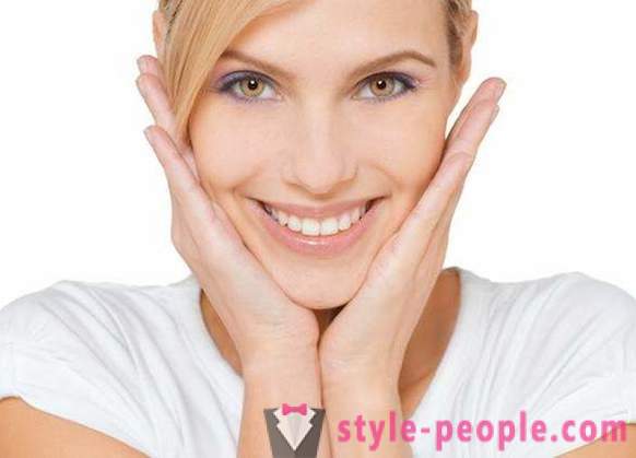 Facial massage anti-wrinkle - stop time with their hands