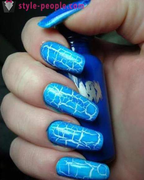 Bursting nail polish - a fashion trend in the nail industry
